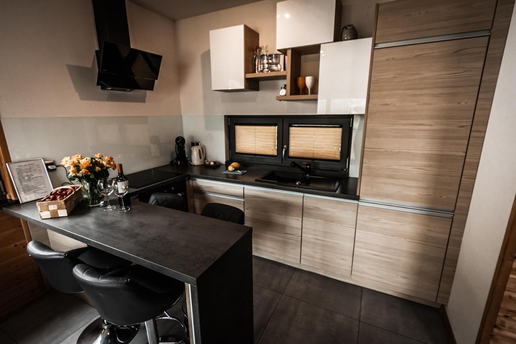 Osada Skoczkowo Komfortowe Domki Z Jacuzzi Nad Jeziorem- Sauna- Balia- Prywatny Staw Wedkarski Podiazy Luaran gambar